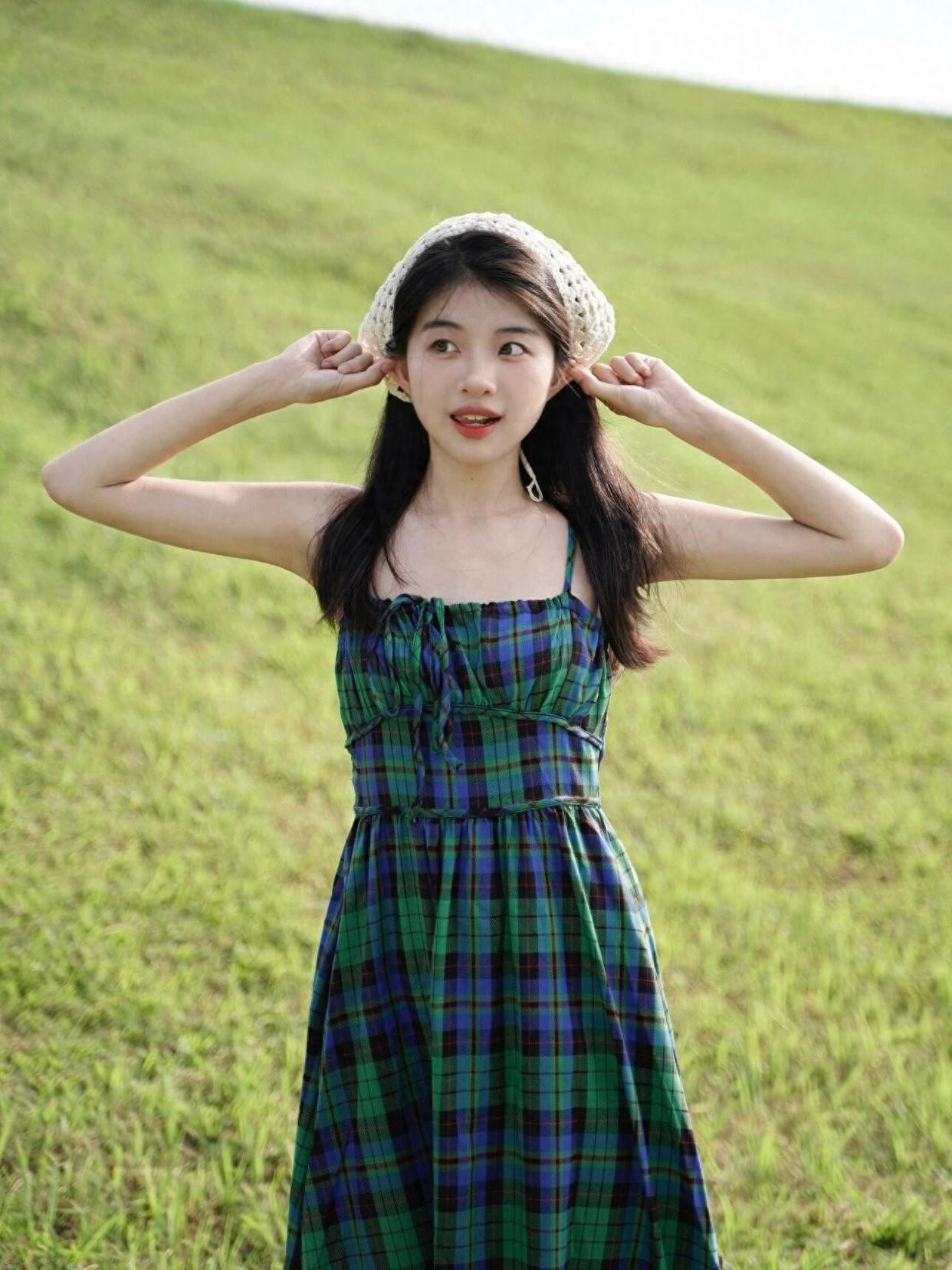 拍照想要松弛感，9个拍照姿势合集，轻松掌握拍照好看